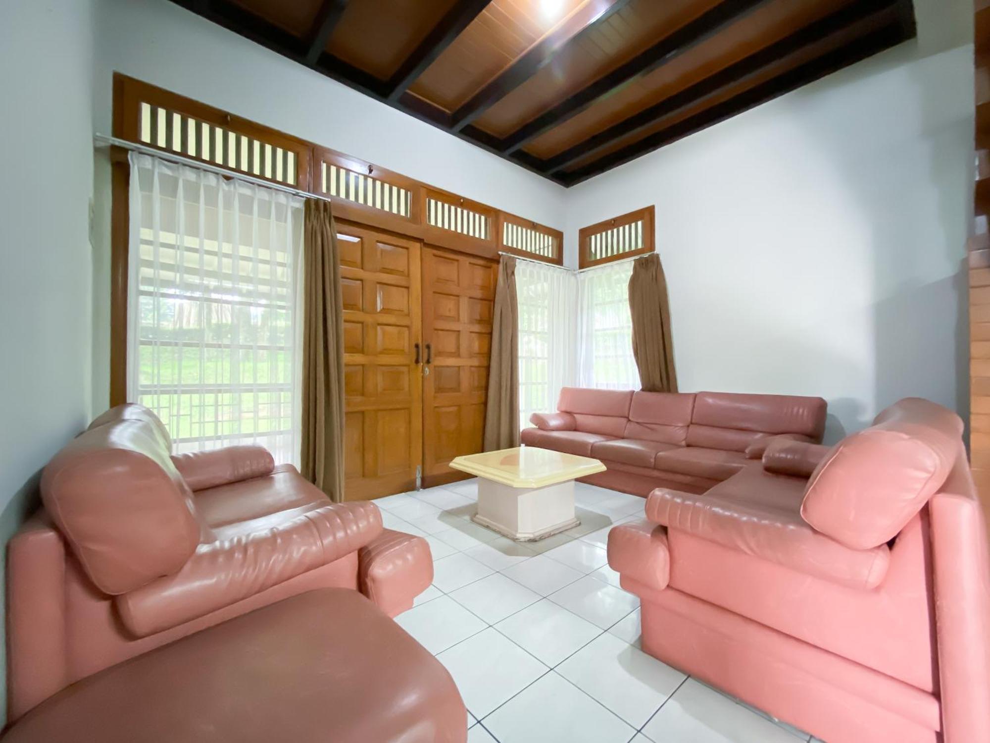 Lembang Asri Resort Exterior foto