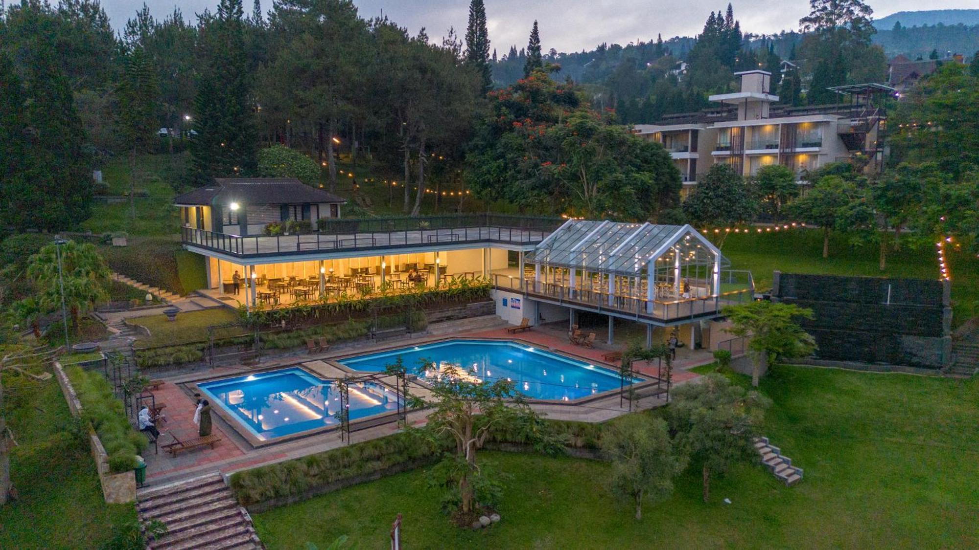 Lembang Asri Resort Exterior foto