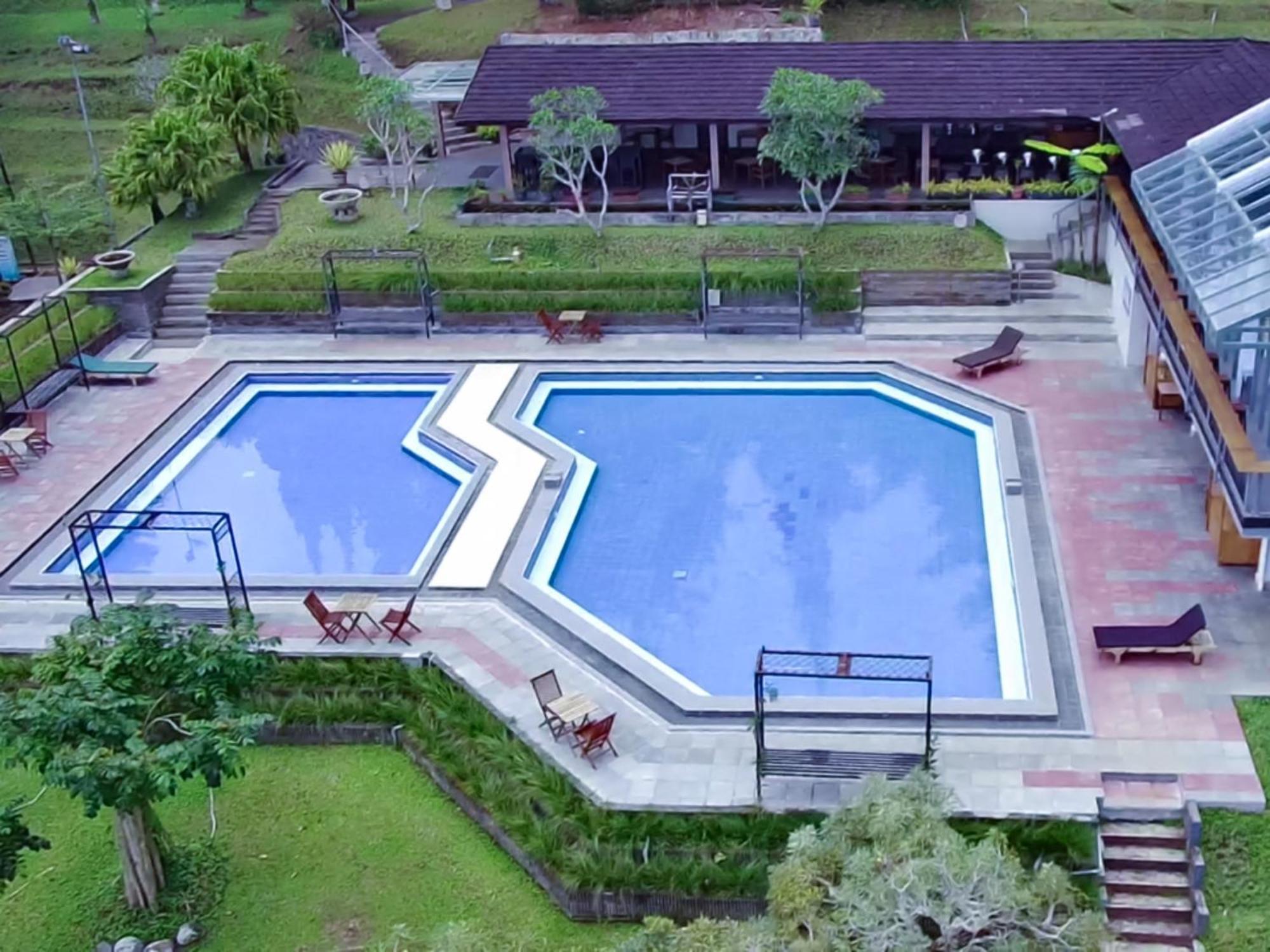 Lembang Asri Resort Exterior foto
