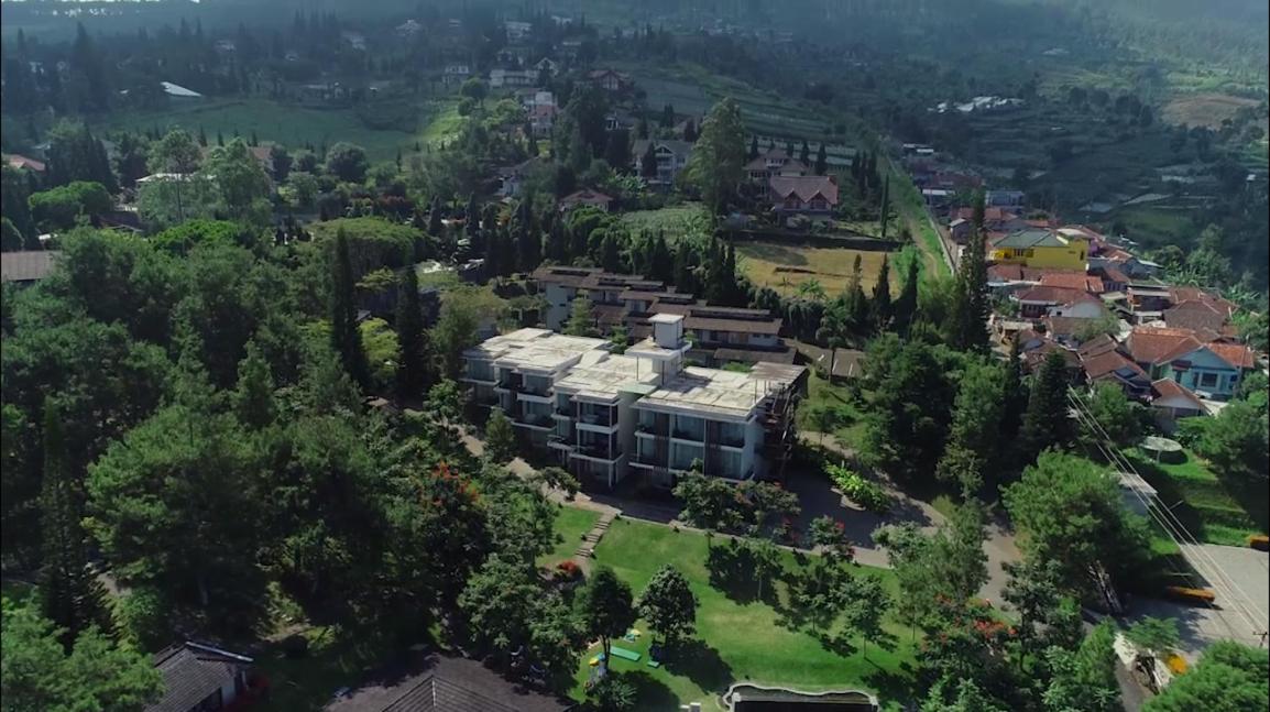 Lembang Asri Resort Exterior foto